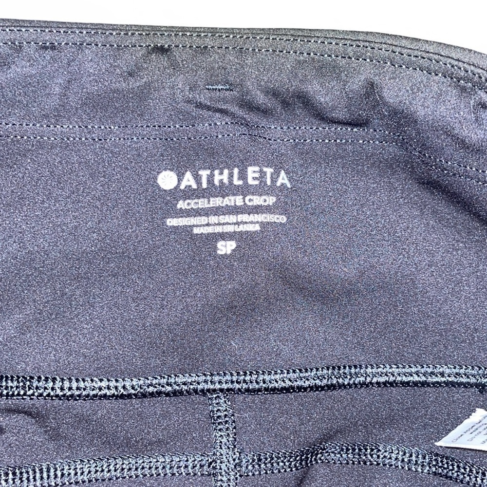 Athleta Accelerated Crop leggings - Picture 4 of 7